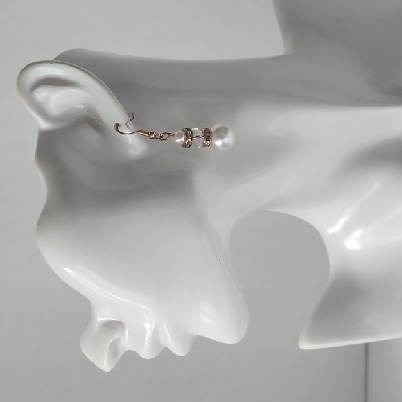 Gold Chain Bubble Pearl Necklace and Earrings Set - Picture 6 of 7